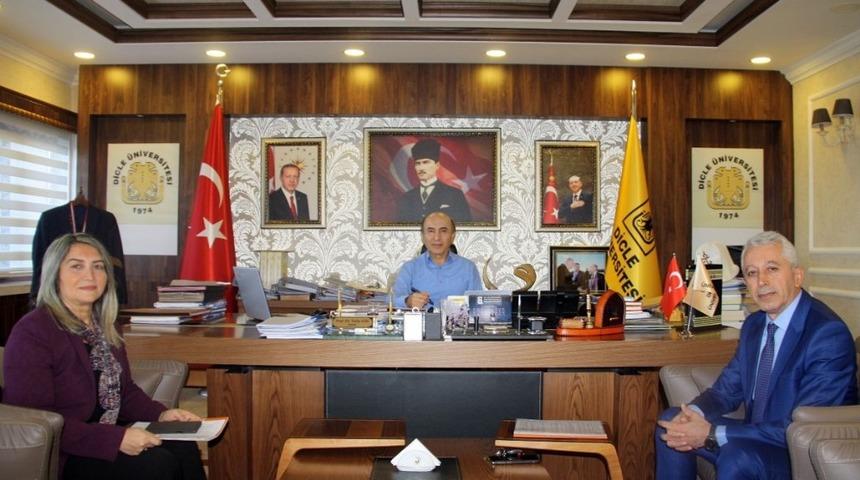 DÜ’de 2019 yılı ikinci dönem iç tetkik süreci tamamlandı