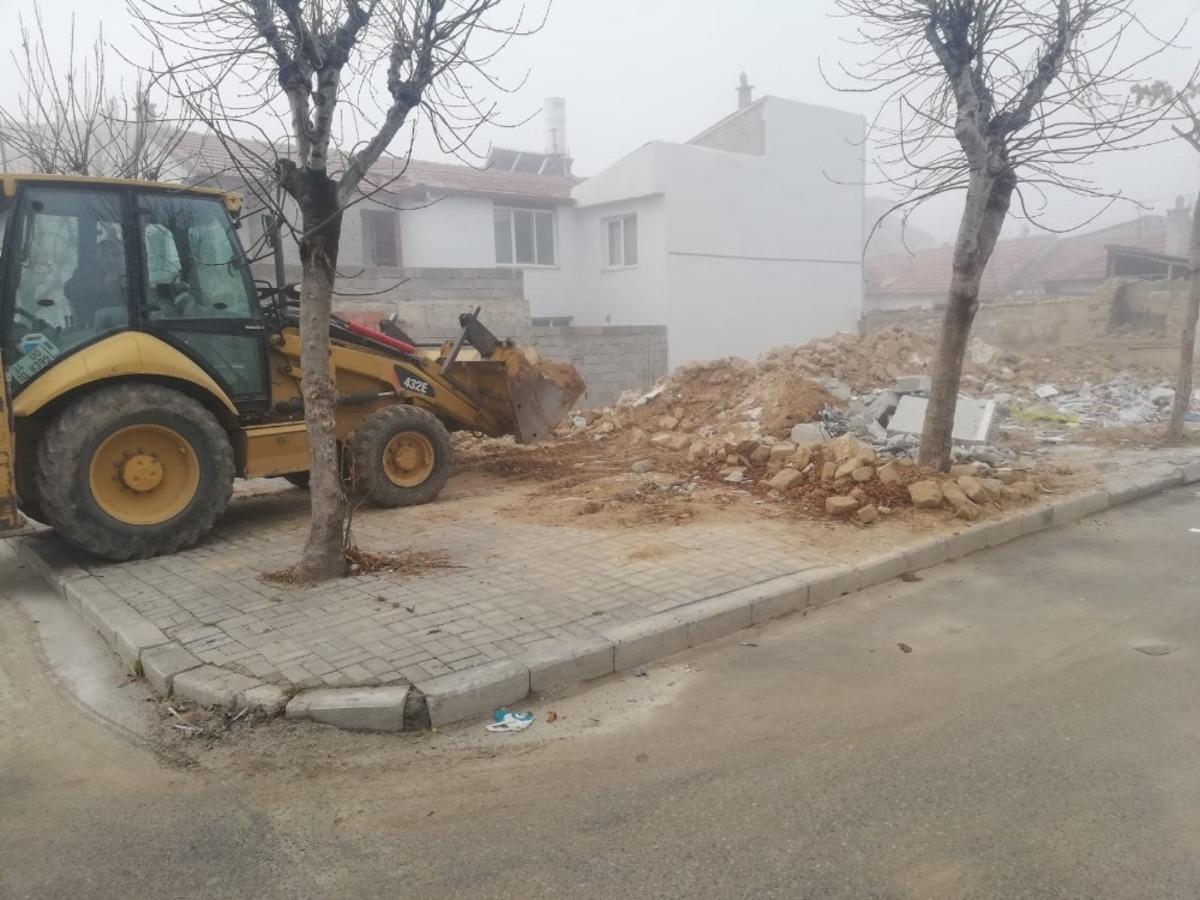 Karaman Belediyesi boş arsaları otoparka &ccedil;eviriyor