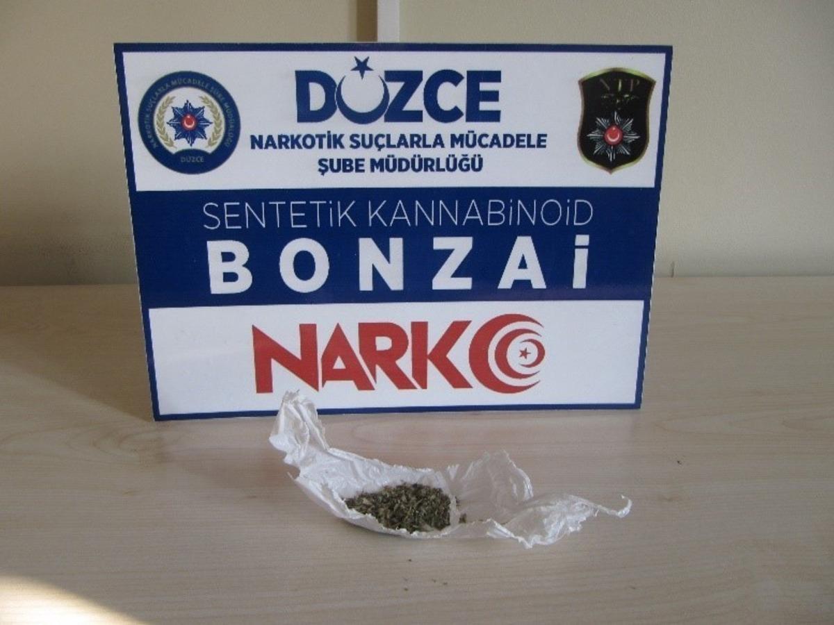 D&uuml;zce&rsquo;de uyuşturucu operasyonu: 2 tutuklama