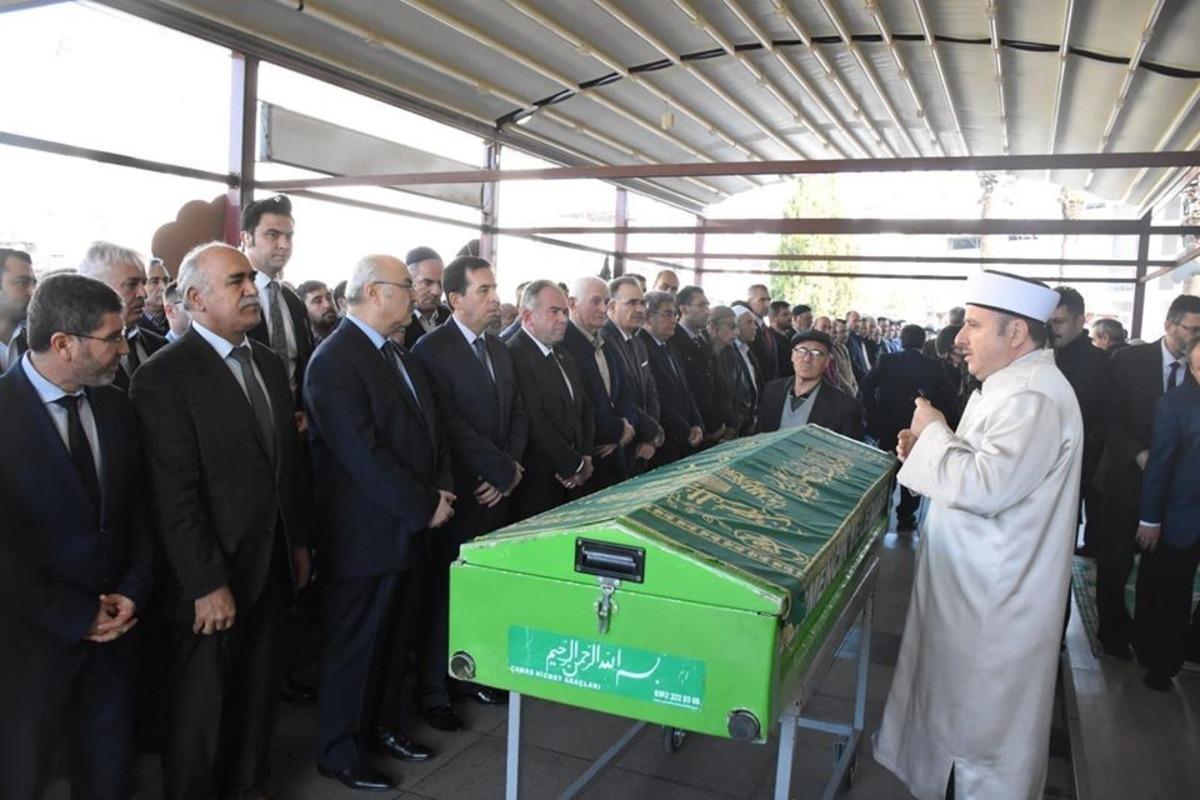 M&uuml;ft&uuml; &Ccedil;alışkan toprağa verildi