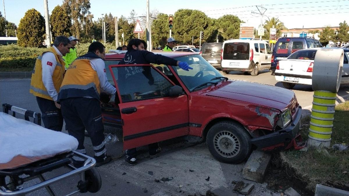 Samsun&rsquo;da otomobiller &ccedil;arpıştı: 1 yaralı