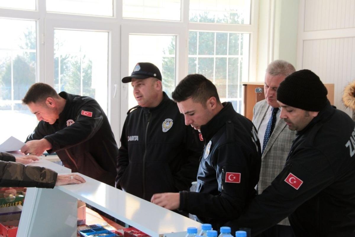 Akdağmadeni&rsquo;nde okul kantinleri denetlendi