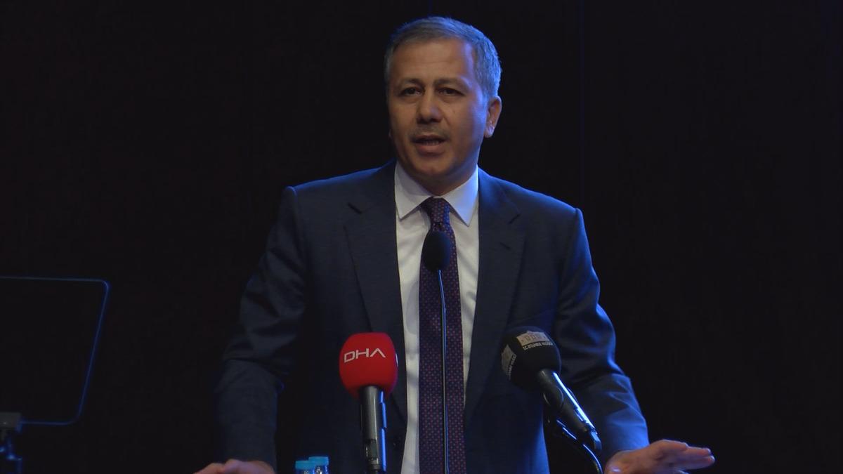 İstanbul Valisi Ali Yerlikaya, &uuml;lkesine d&ouml;nen Suriyeli sayısını a&ccedil;ıkladı