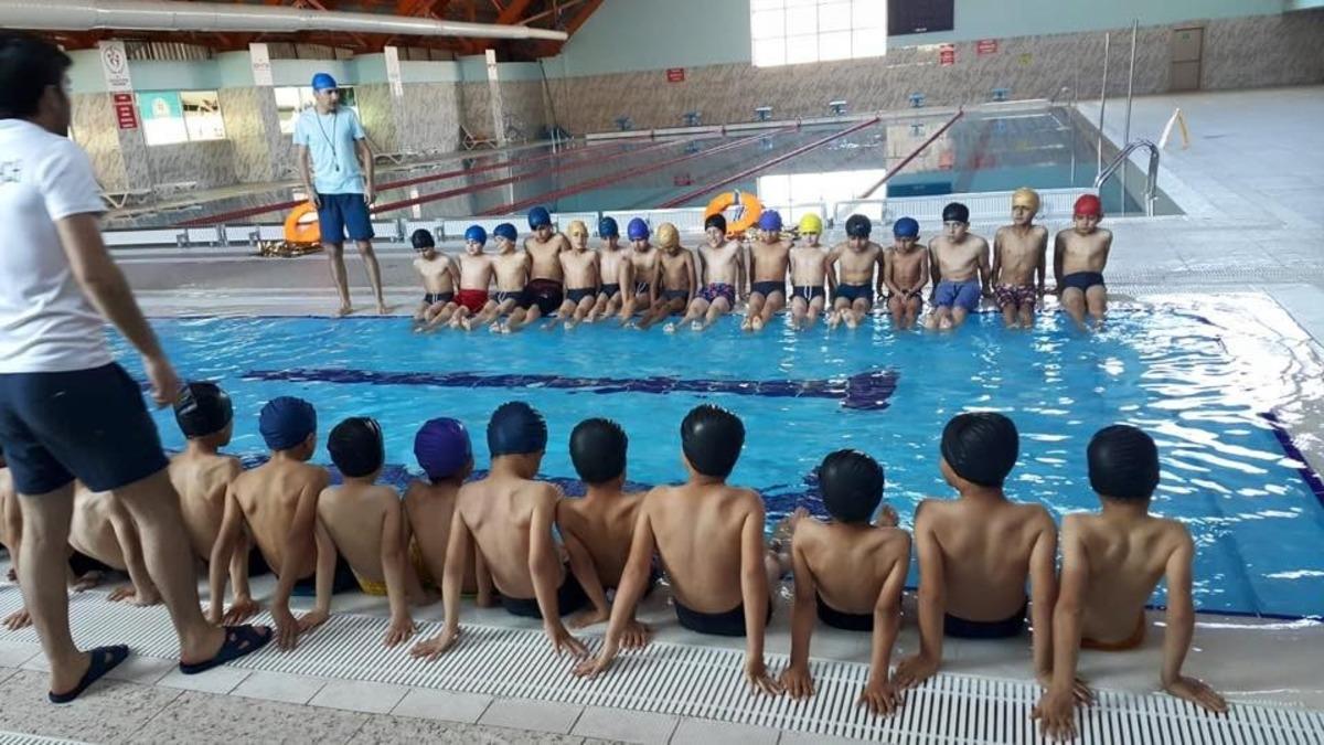 Bitlis&rsquo;te &rsquo;&rsquo;Y&uuml;zme Bilmeyen Kalmasın&rsquo;&rsquo; projesi