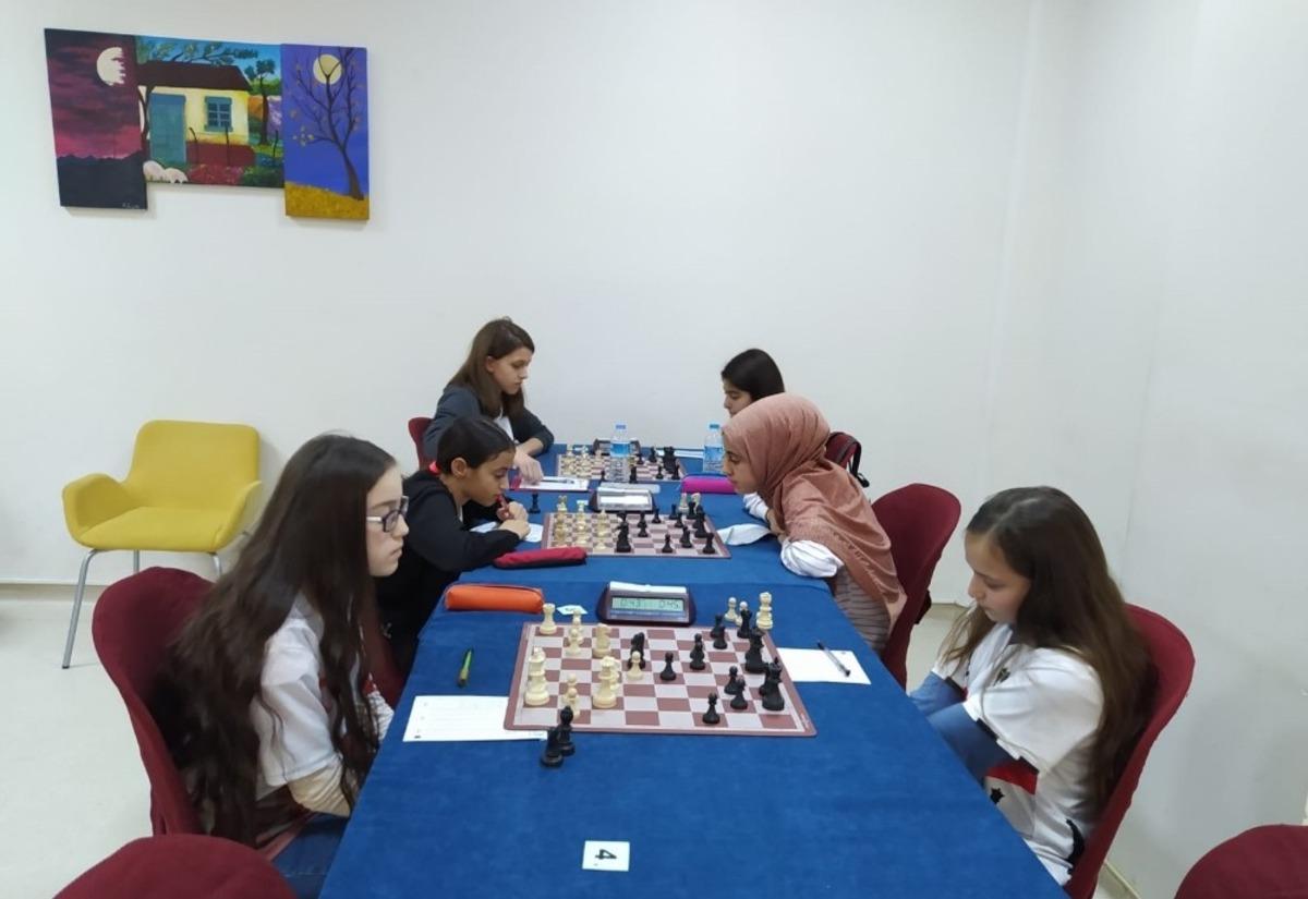 Yıldız satran&ccedil; turnuvası yapıldı