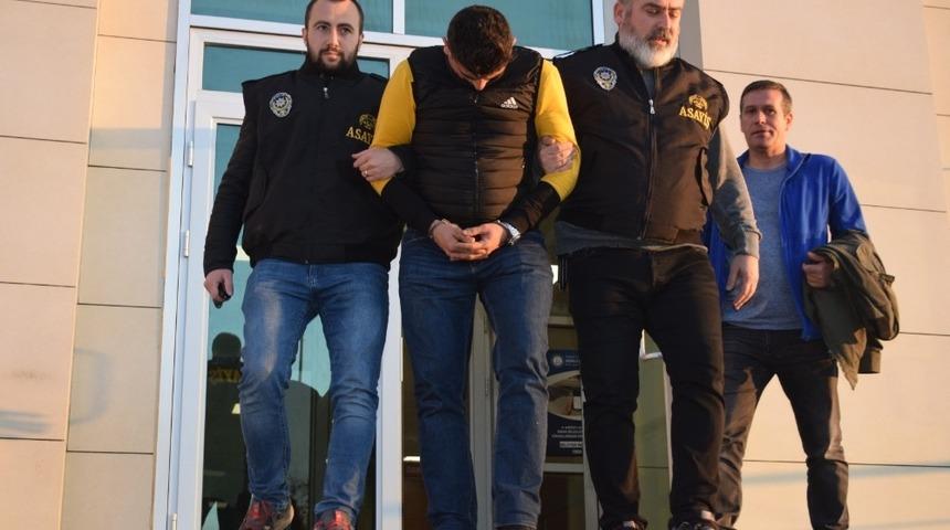 Tekirdağ&rsquo;da eski bakanı dolandıran şahıslar tutuklandı