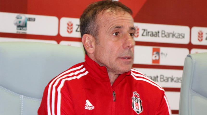 Abdullah Avcı'dan oyuncularına eleştiri