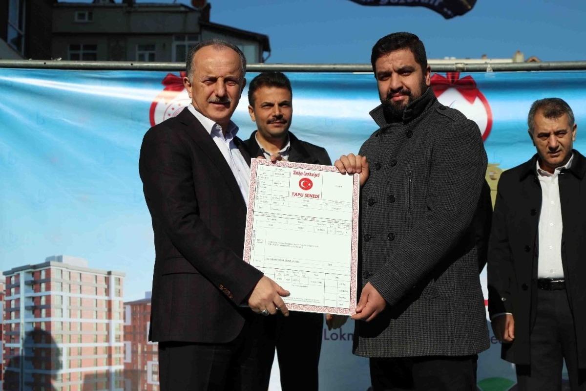 Bağcılar&rsquo;da tapu sevinci