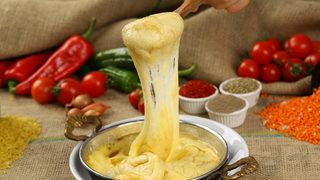 Kuymak tarifi: Peynirin en güzel hali kuymak nasıl yapılır?
