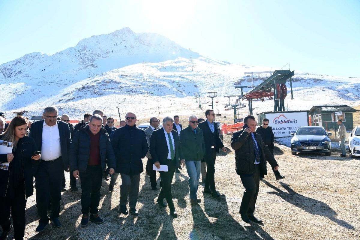 Vali Karaloğlu: "Saklıkent&rsquo;teki mermer ocağını kapattık"