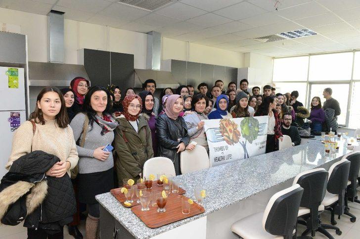 3 ülkeden 48 katılımcı Buhara Kültür Merkezi’ni gezdi G2