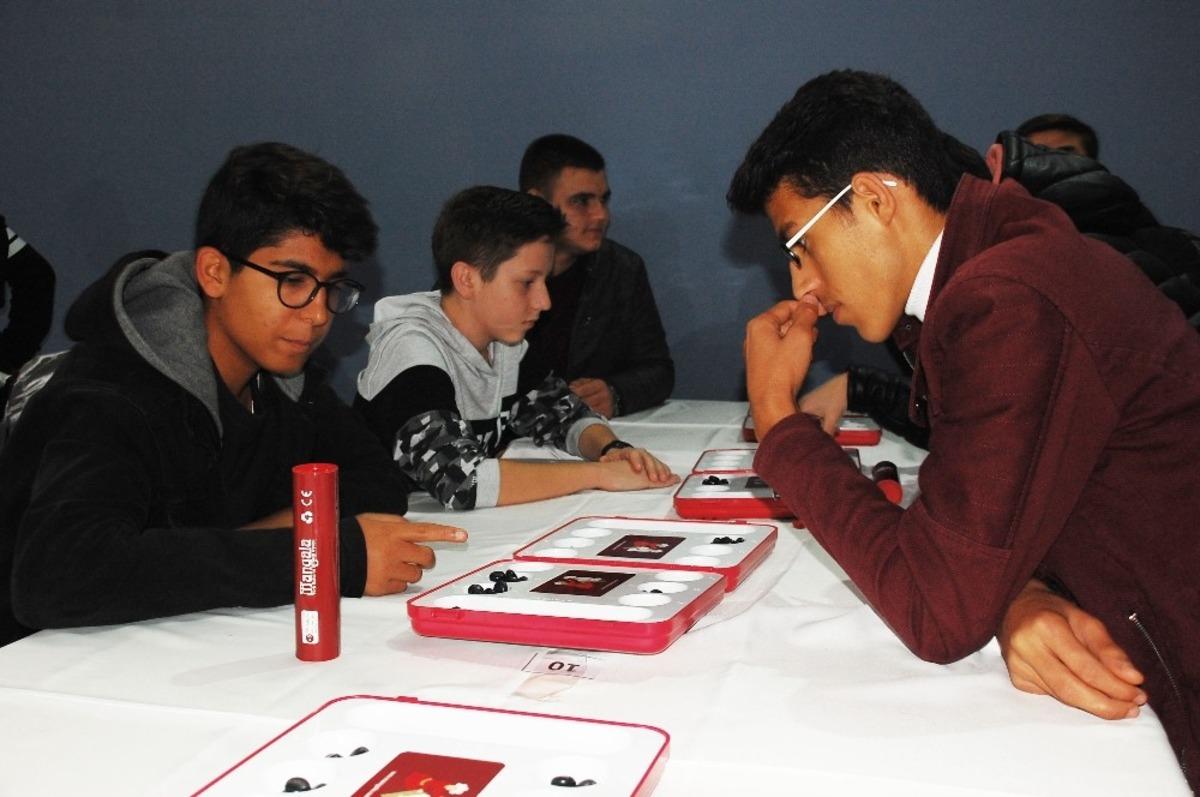 1. Keşan Akıl ve Zeka Oyunları Turnuvası yapıldı