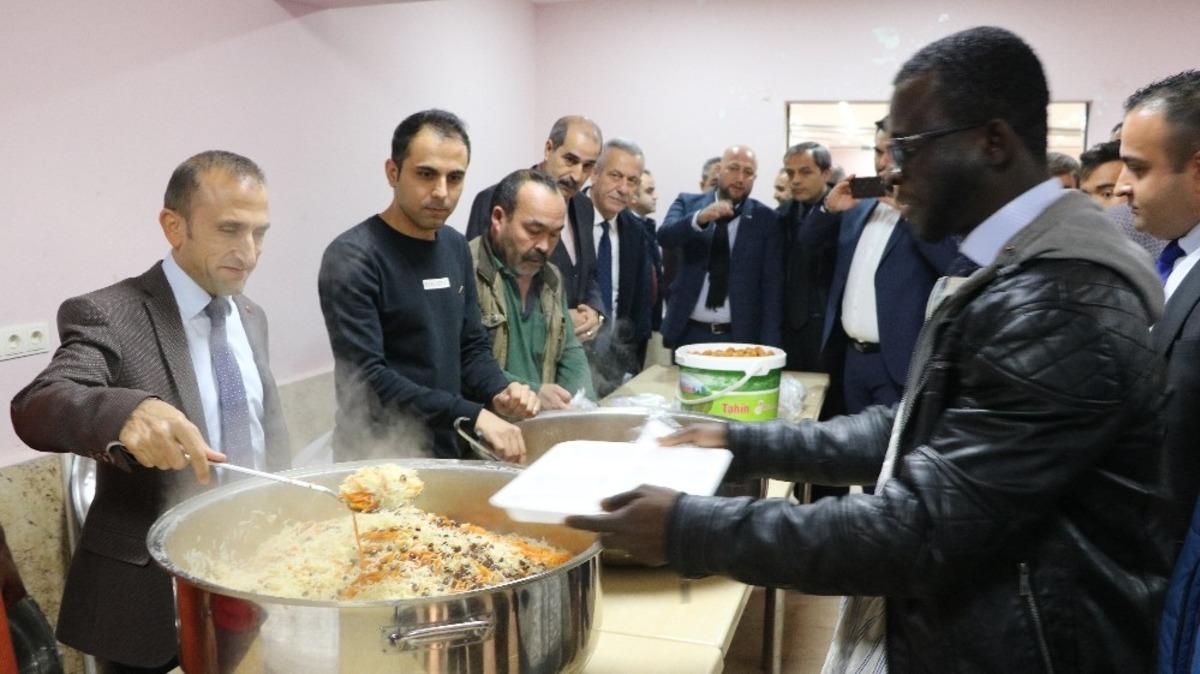 G&ouml;&ccedil;menler g&uuml;n&uuml; programı yapıldı