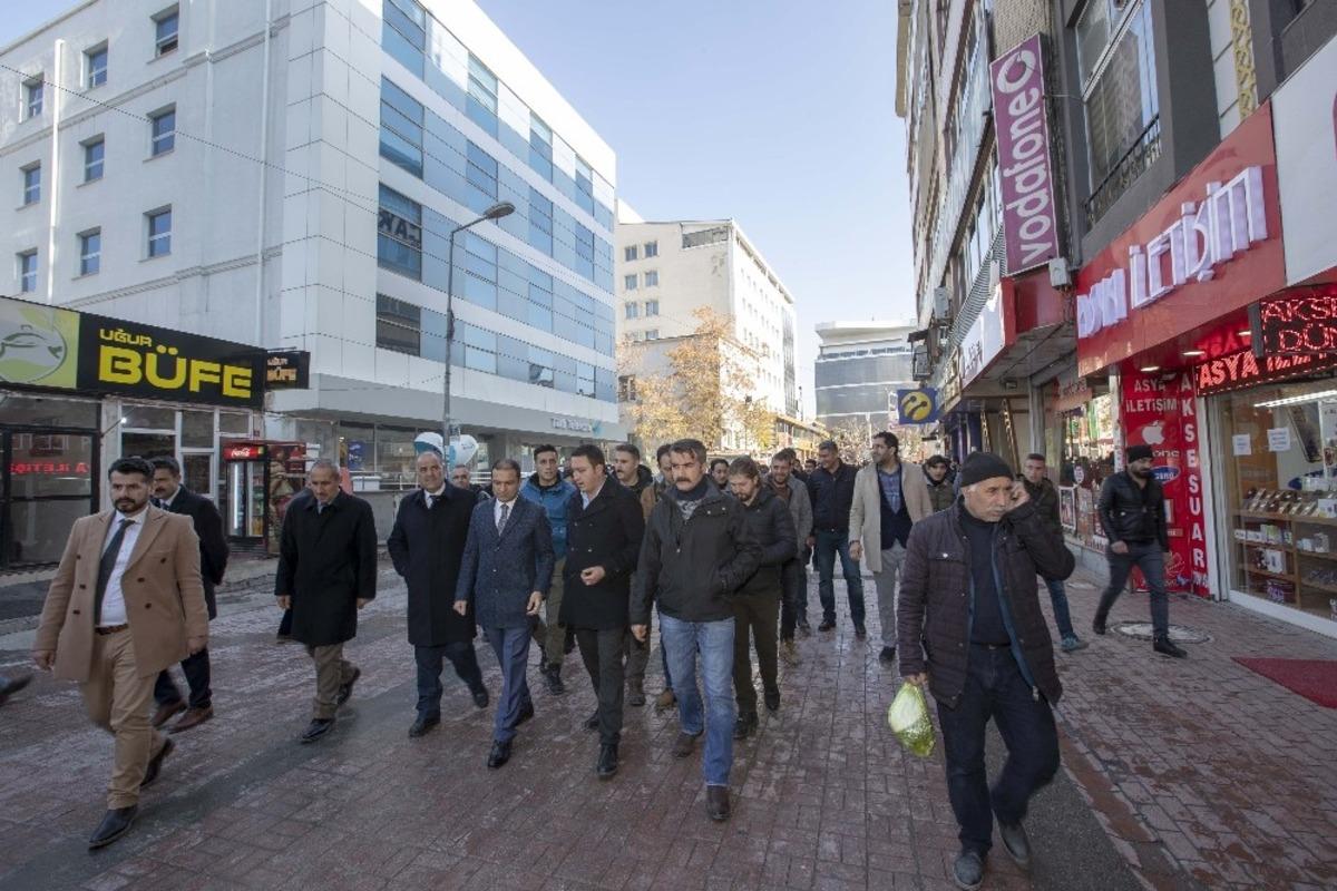 Sinan Aslan: &ldquo;İpekyolu hak ettiği hizmete kavuşacak&rdquo;