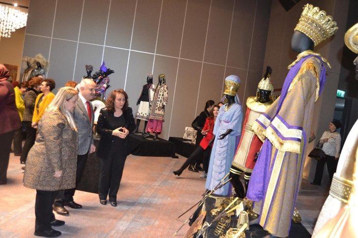 Olgunlaşma Enstitüsünden tarihi sergi G1