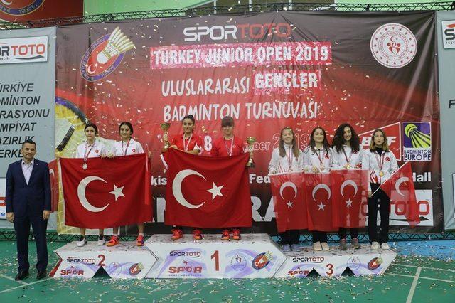 Uluslararası Gençler Badminton Turnuvası sona erdi