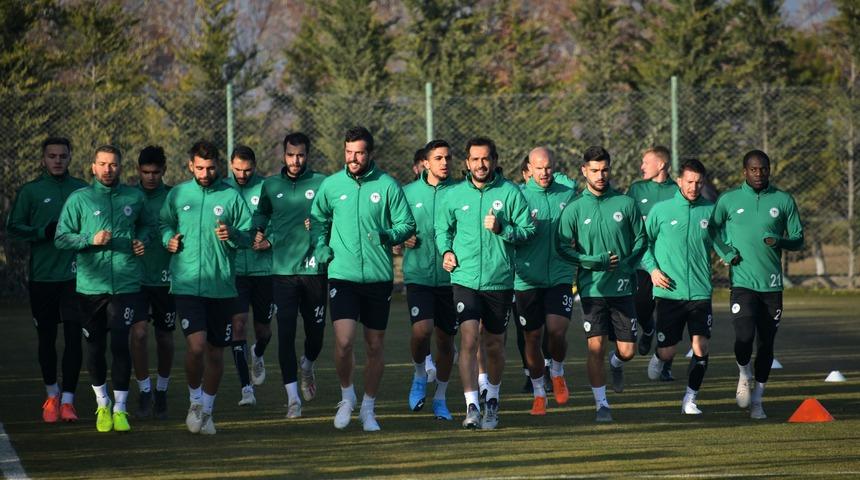 Konyaspor'da Trabzonspor ma&ccedil;ı hazırlıkları başladı