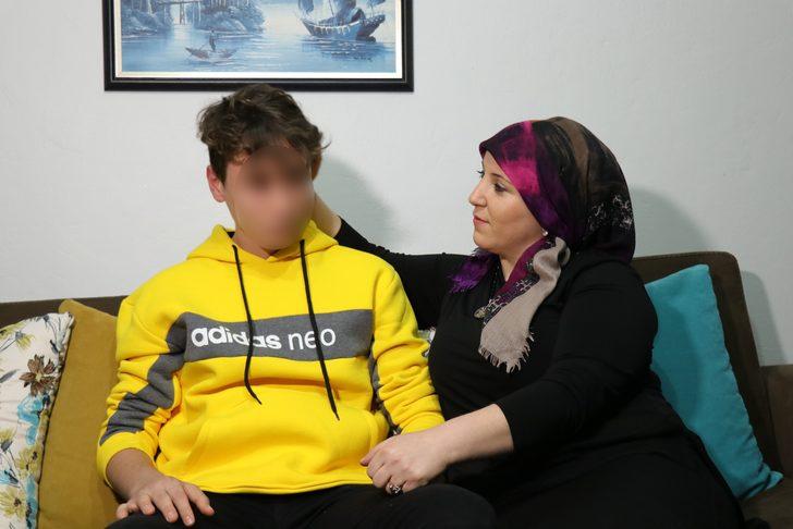 Bebek sandalyesine çarptı diye öldüresiye dövmüşlerdi! Garson yaşadığı dehşeti anlattı! G5