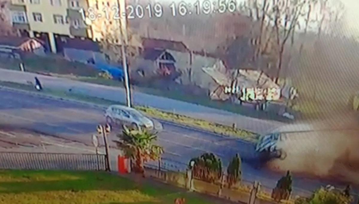 Samsun'da 2 &ouml;ğrencinin &ouml;ld&uuml;ğ&uuml; korkun&ccedil; kazanın g&ouml;r&uuml;nt&uuml;leri ortaya &ccedil;ıktı!