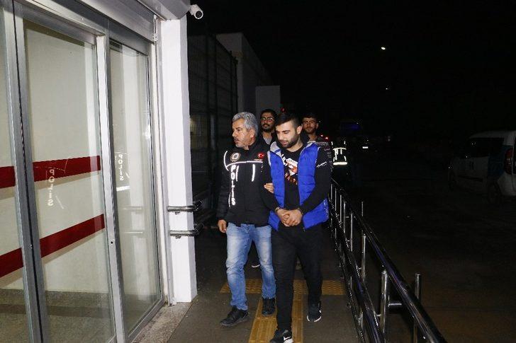 Adana’daki torbacılar adliyeye sevk edildi G1
