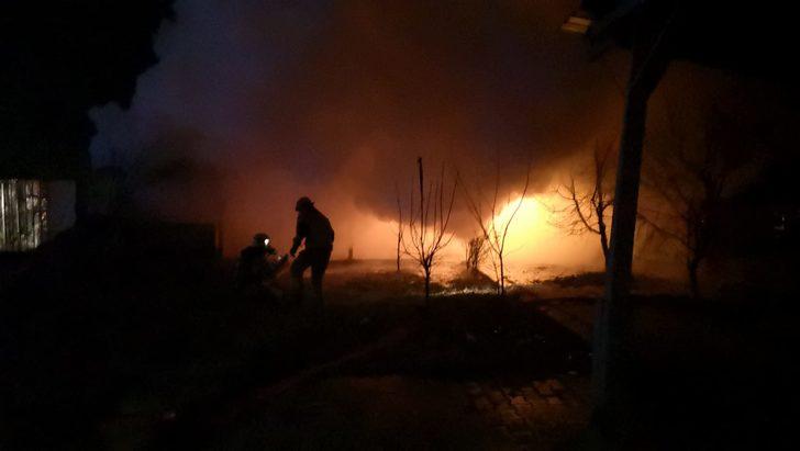 Çiftlik evinde korkutan yangın! Tavuklar son anda kurtarıldı G3