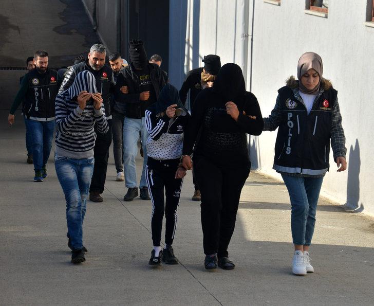 Uyuşturucu operasyonunda yakalanmışlardı! Bereyle gelince yürümekte zorlandı G3