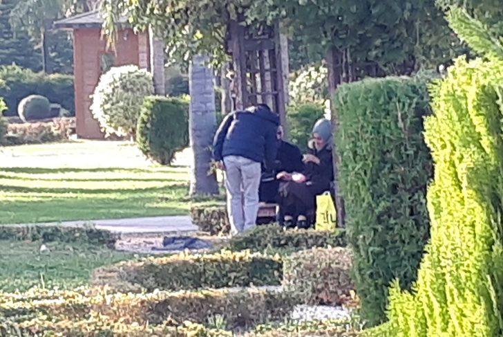 Adana'daki parkta vatandaşlar dilencilerden şikayetçi!  G4