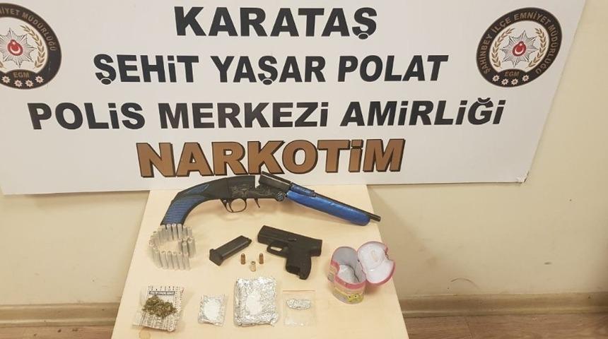 Uyuşturucu tacirlerine operasyon: 3 g&ouml;zaltı