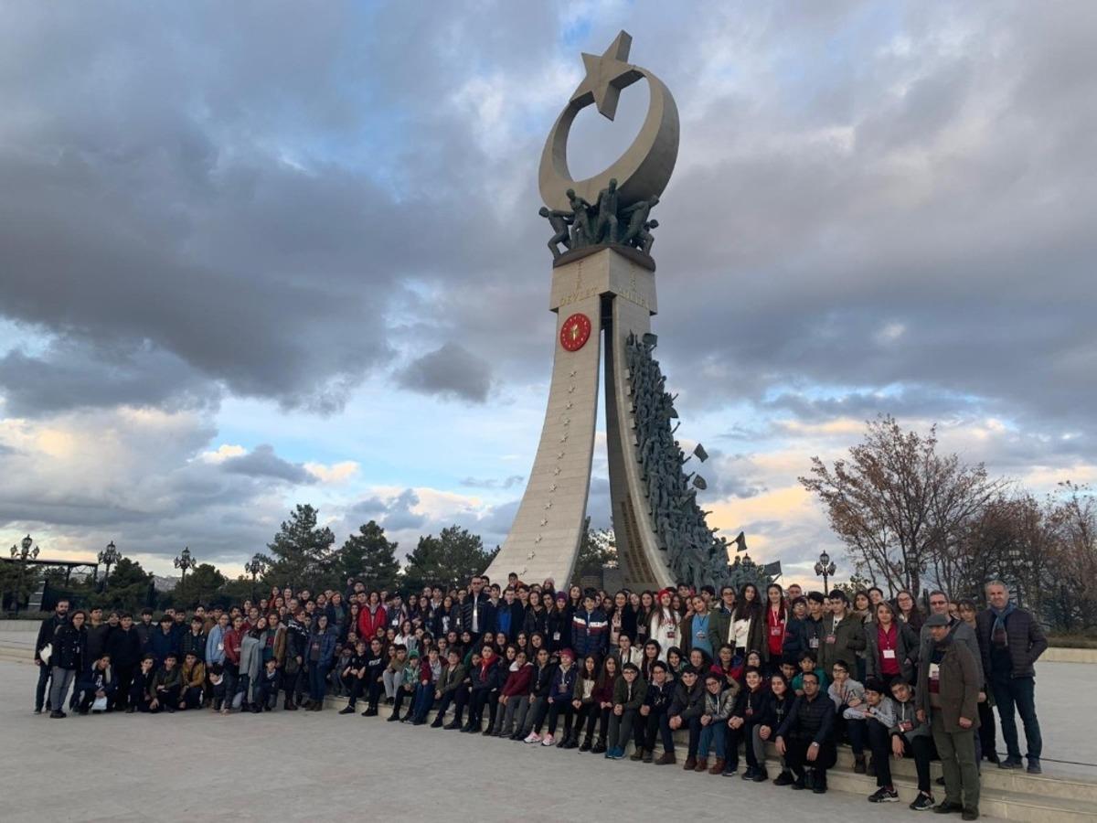 Kadir Has Ortaokulu &Ouml;ğrencileri Ankara&rsquo;yı Gezdi