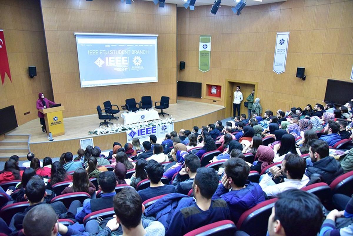 ET&Uuml;&rsquo;de "Yarının Kadınları" adlı panel d&uuml;zenlendi