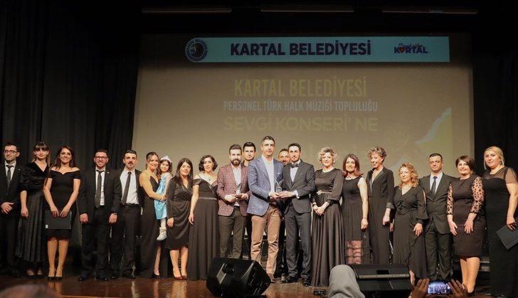 Kartal Belediyesi personeli türkülerini sevgi için söyledi G4