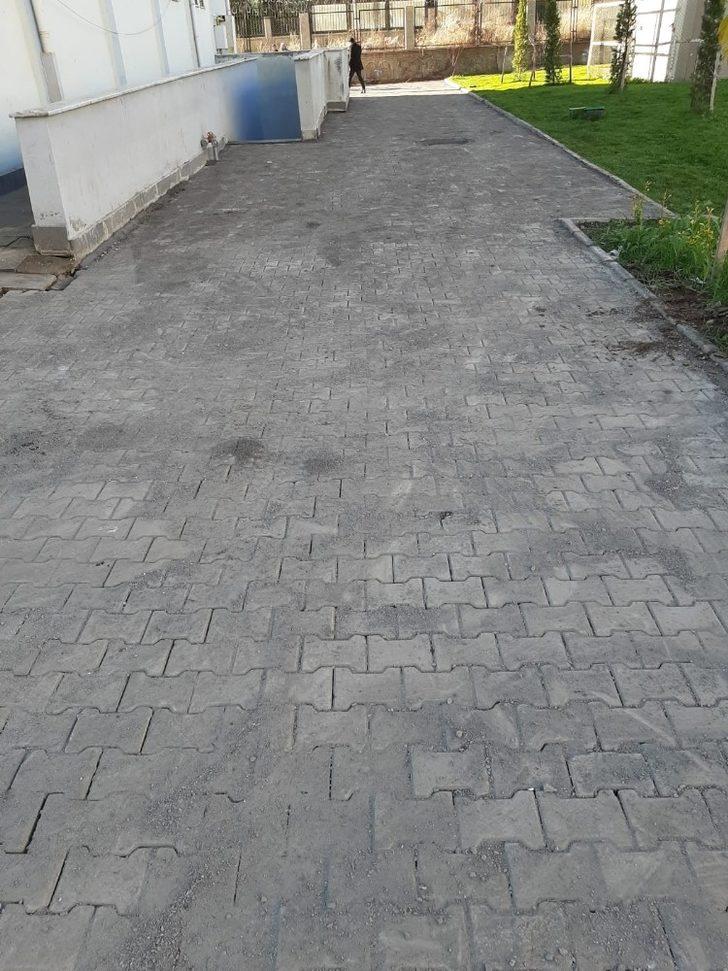 Eğitim yuvasına modern çevre düzenlemesi G4