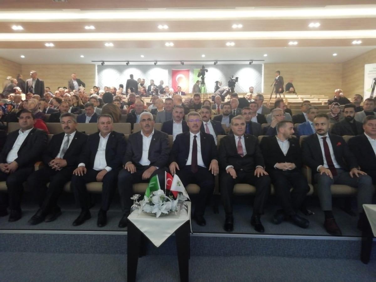 Akay: &ldquo;Kayseri Şeker, &uuml;retimin ve iletişimin g&uuml;&ccedil;lerini birleştiriyor, yeni nesil vizyonunu d&uuml;nyaya a&ccedil;ıyor&rdquo;