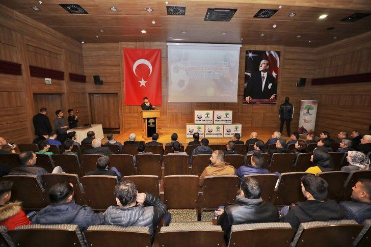 Şehitkamil’de sporculara mont desteği G2