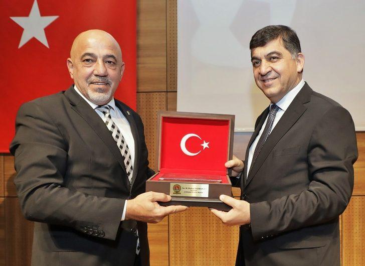 Şehitkamil’de sporculara mont desteği G4