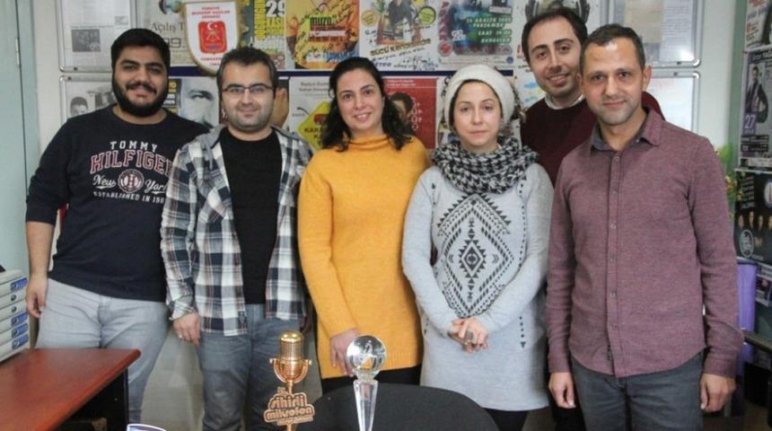 İ&Uuml; Akademisyenlerinden Radyo Dumlupınar&rsquo;a ziyaret