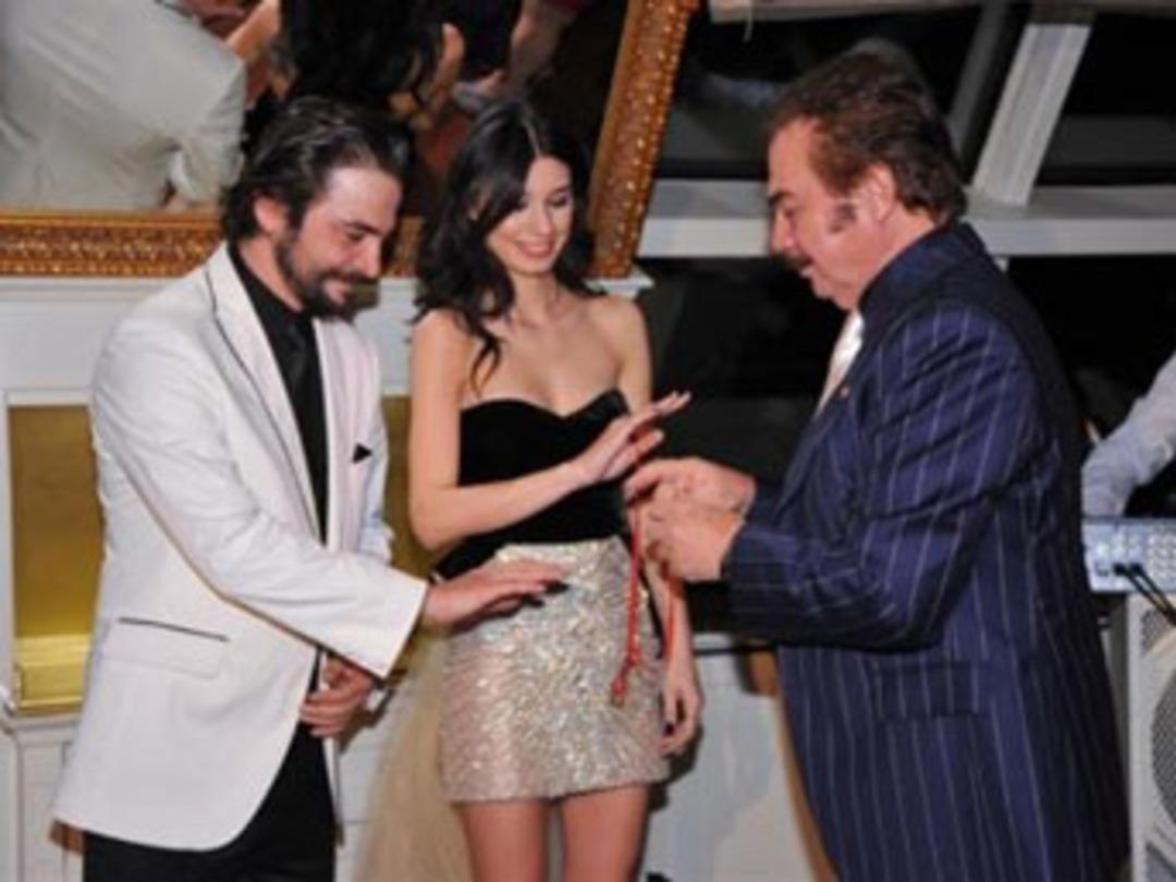 Ahmet Kural nişanlandı