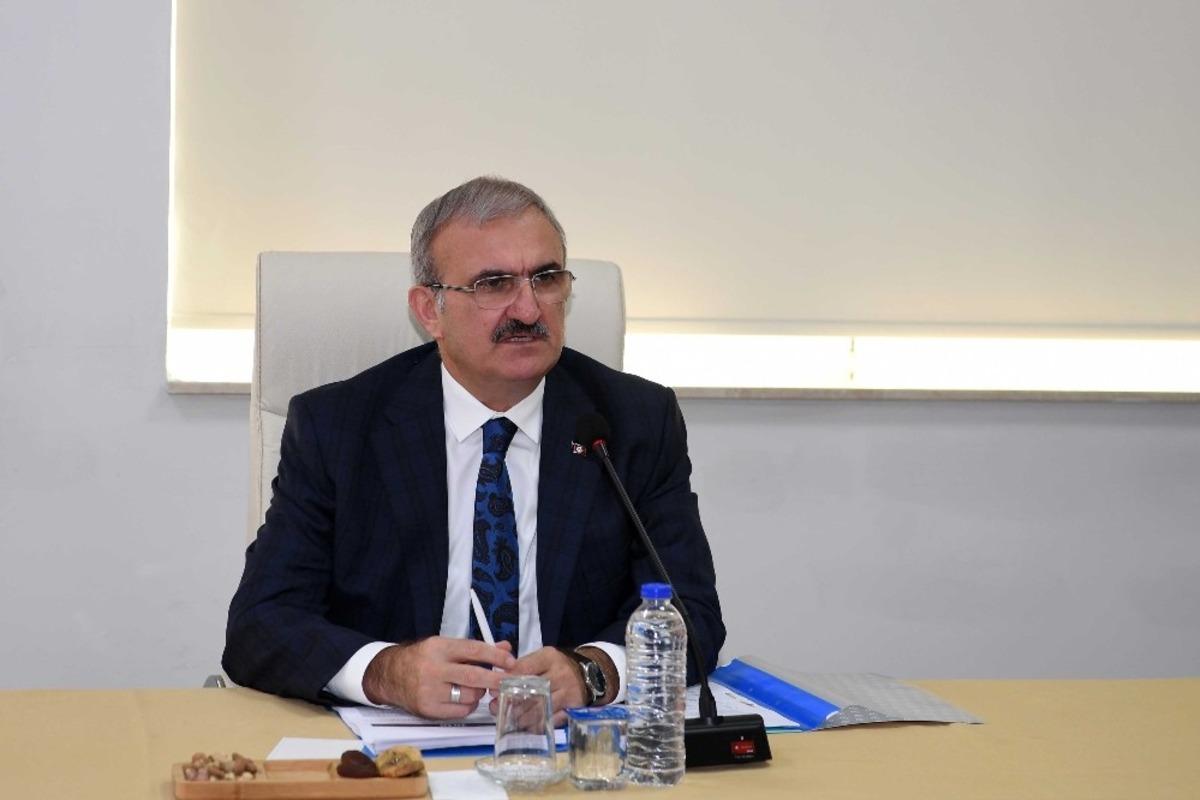 Vali Karaloğlu: "Bağımlılık sorunu ve m&uuml;cadelemiz devam ediyor"