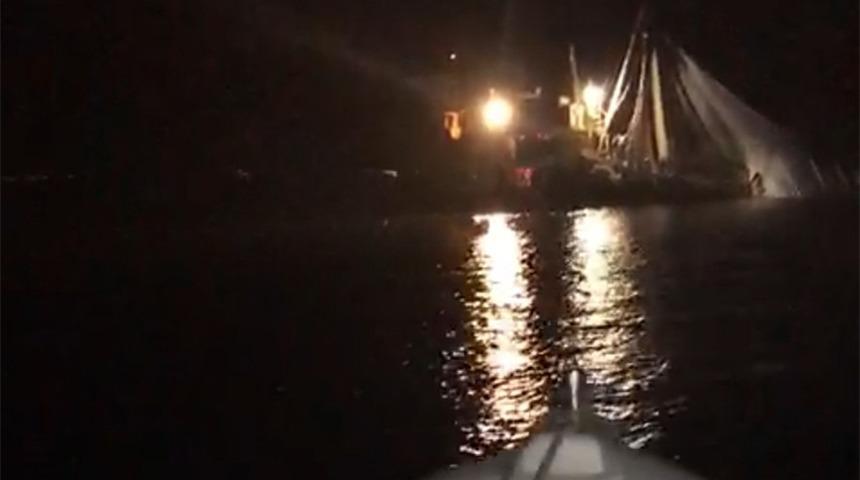 Sahil G&uuml;venlik&rsquo;ten gırgır teknesine operasyon