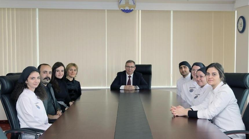 Geleceğin aş&ccedil;ılarından rekt&ouml;r Tabakoğlu&rsquo;na ziyaret