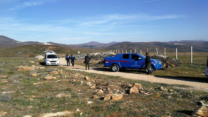 İznik'e kamyonlarla kimyasal atık döküldü! G1