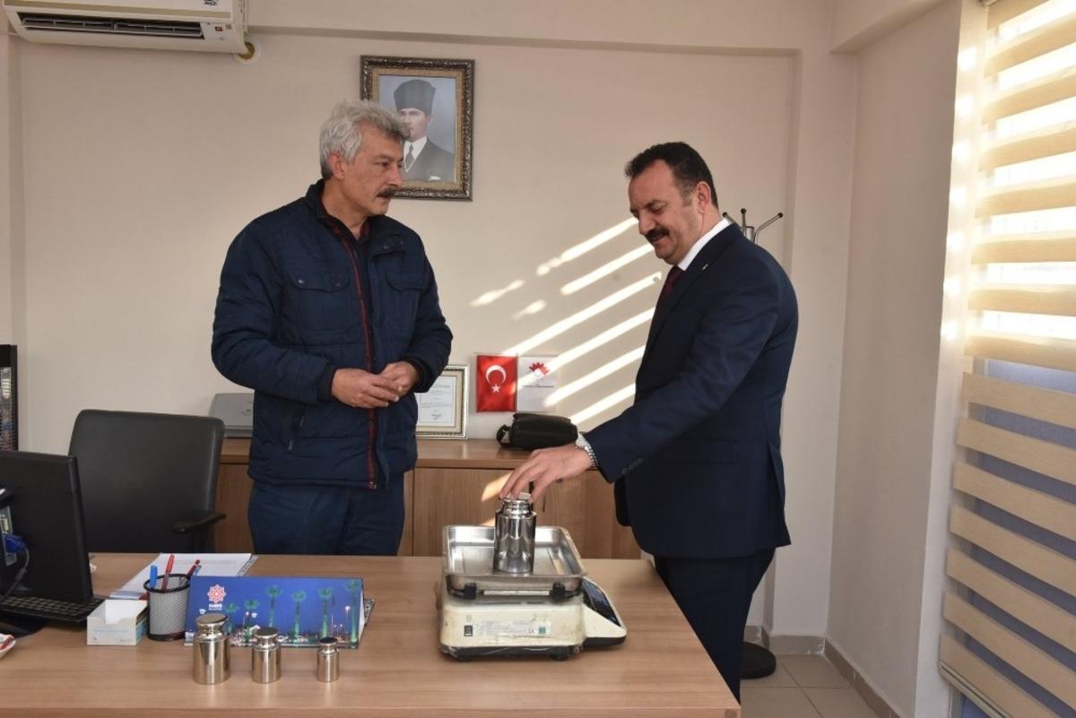 Karesi Zabıta&rsquo;dan esnafa &ouml;l&ccedil;&uuml; ve tartı aleti uyarısı