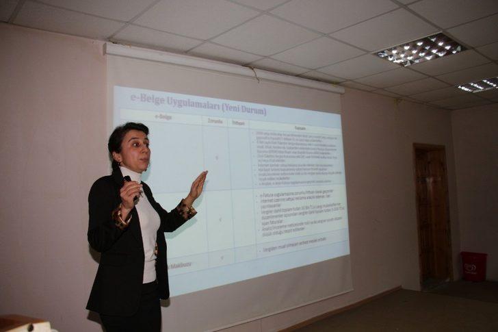 Oltu’da ‘e-fatura Uygulamasına Geçiş” konulu toplantı düzenlendi G3