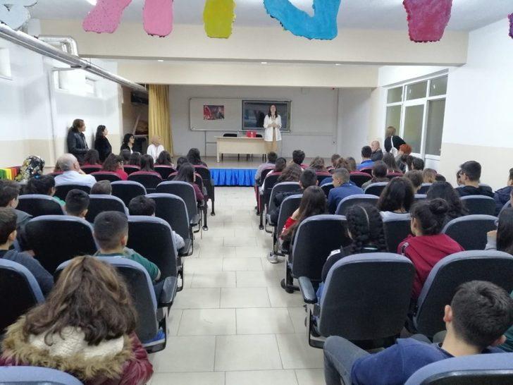 Burhaniye’de öğrencilere motivasyon eğitimi G3