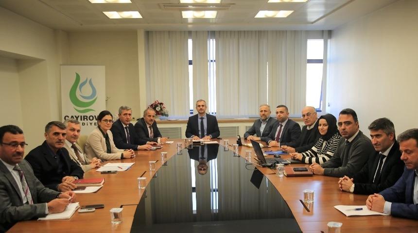 Başkan &Ccedil;ift&ccedil;i, birim m&uuml;d&uuml;rleri ile &ccedil;alışmaları değerlendirdi