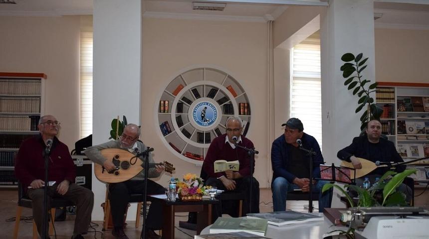 Bolvadin MYO&rsquo;da m&uuml;zik ve şiir dinletisi