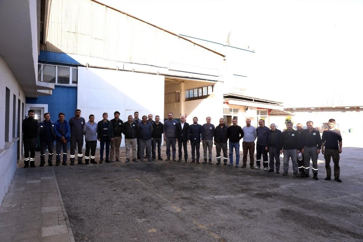 Demirtaş: "Halkımıza hizmete ara vermeden devam ediyoruz&rdquo;