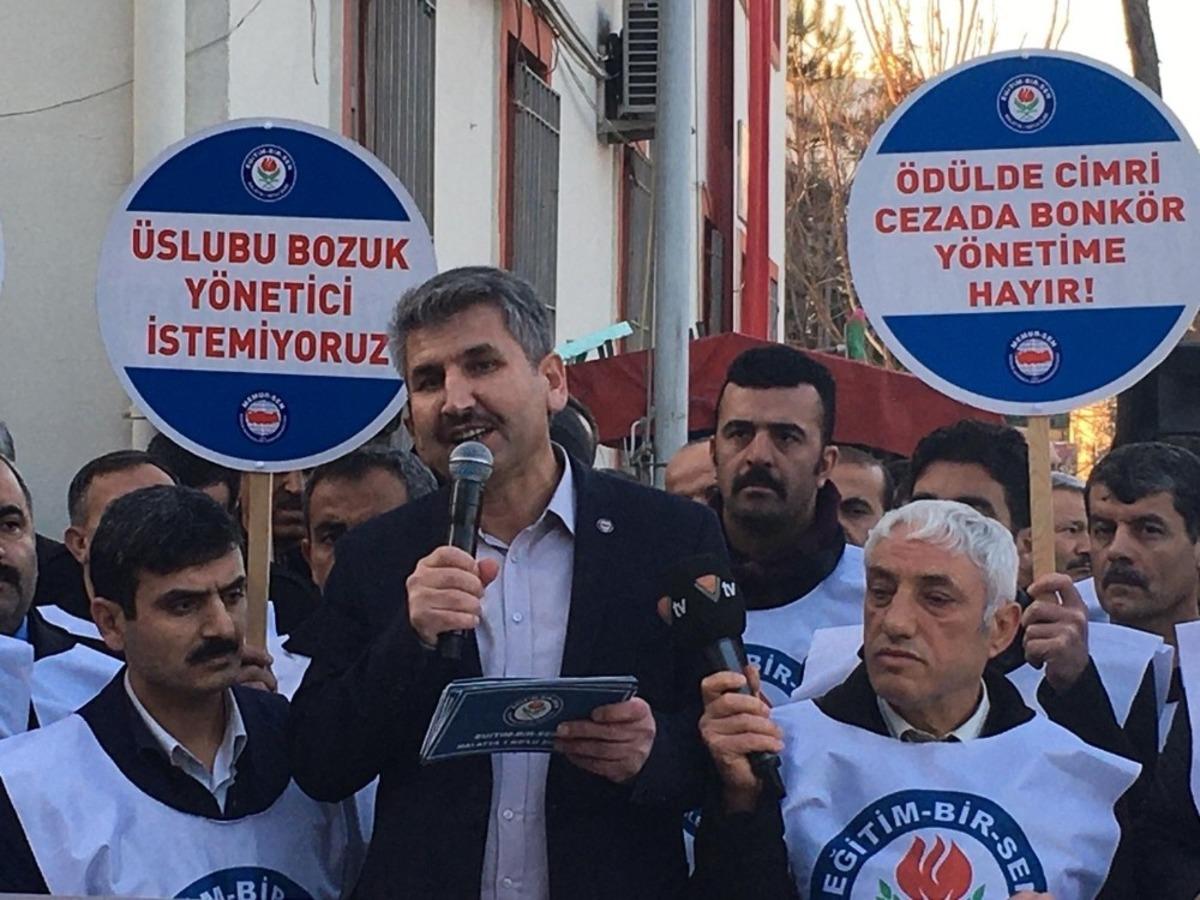 Eğitim-Bir-Sen, s&ouml;zleşmeli &ouml;ğretmenliğin sonlandırılmasını istiyor