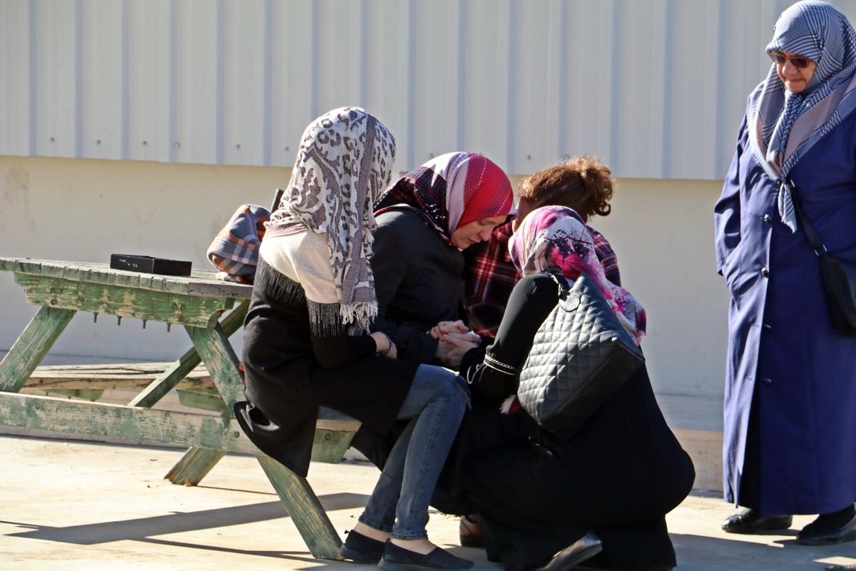 Antalya'da kaza ge&ccedil;iren oğlunun &ouml;ld&uuml;ğ&uuml;n&uuml; morga gelince &ouml;ğrendi