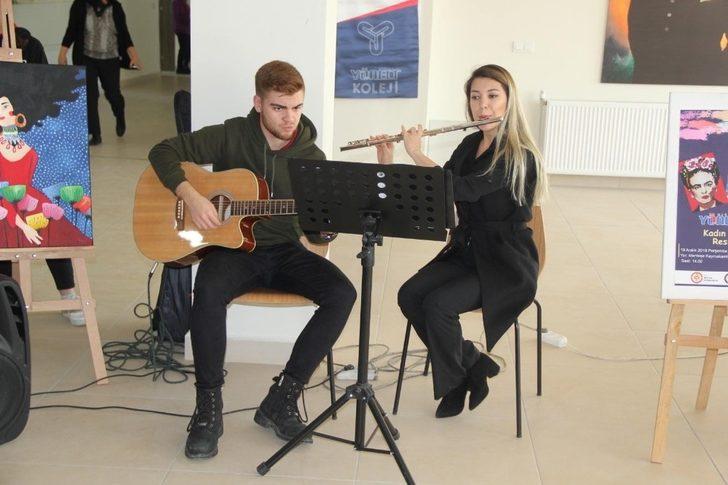 Kaymakamlık binasının girişi öğrencilerin eserleri ile dolup taşıyor G2